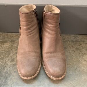 Aquatalia Tan Leather Booties Size 7